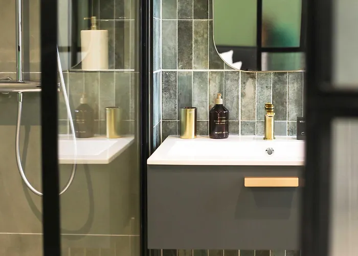 Luxueuse Au Pied De La 莱萨布勒-多洛讷